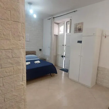 Baglieri Appartament Syrakus